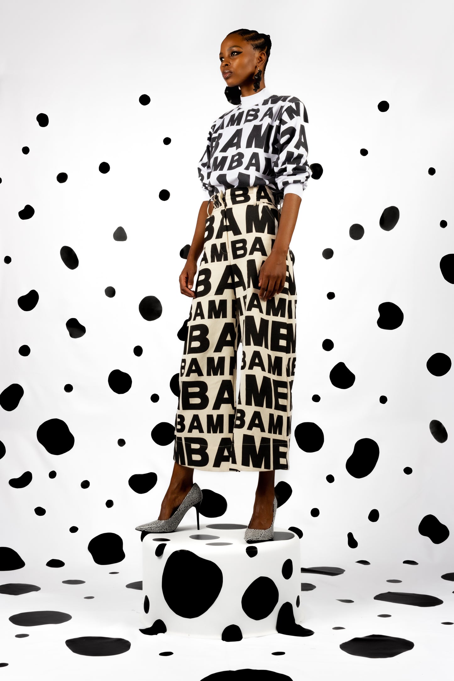 The Paragraph Pants