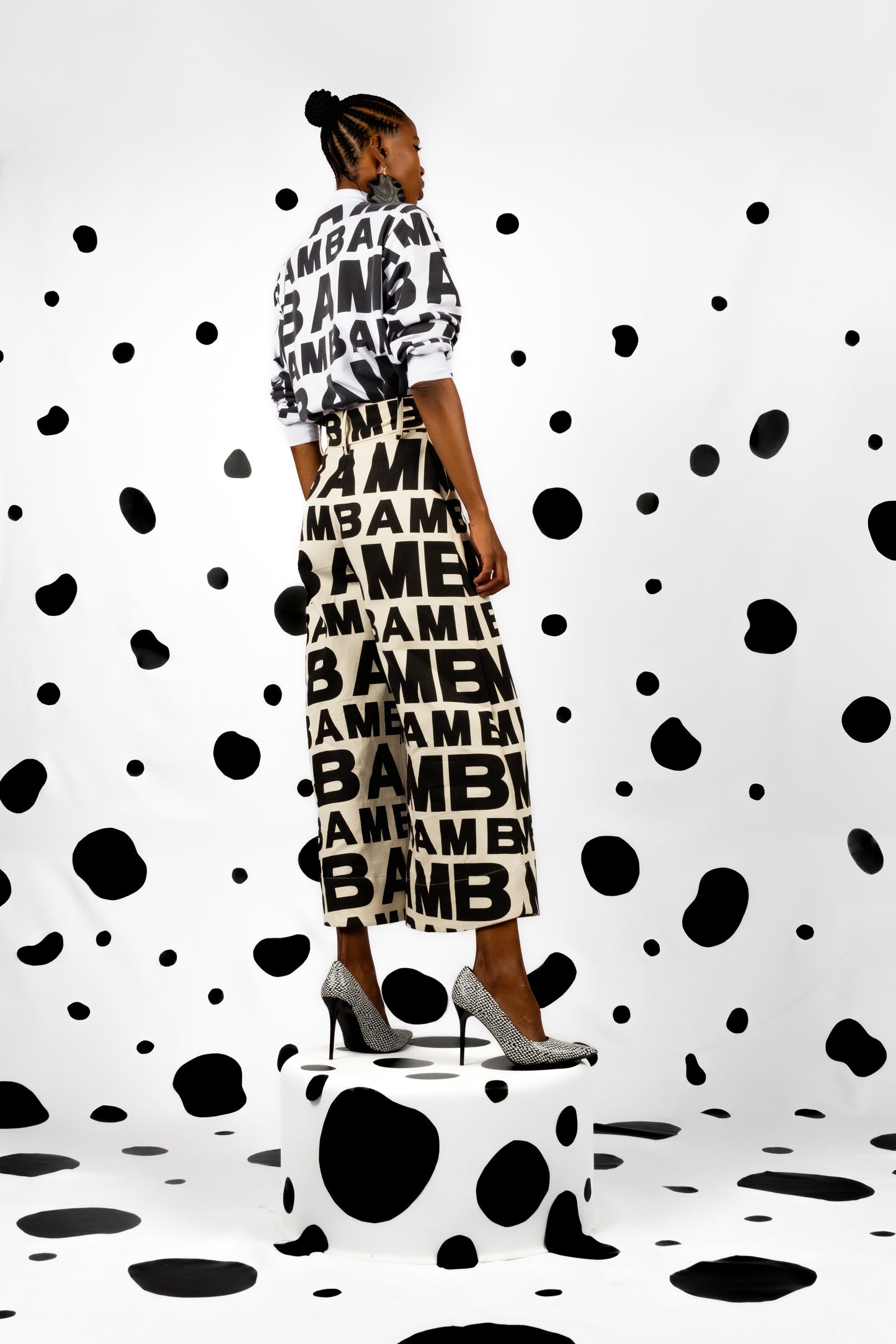 The Paragraph Pants