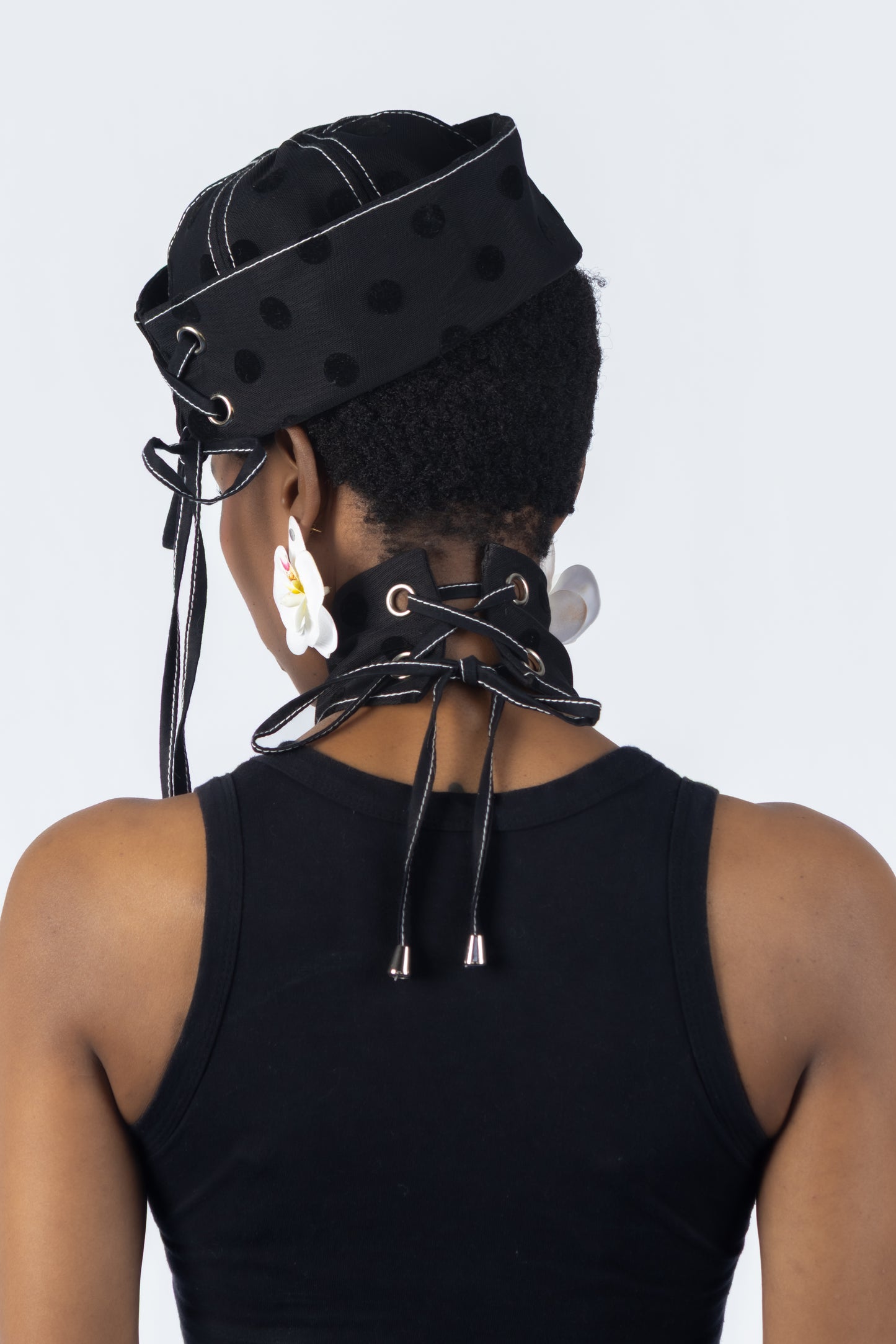 The Chromism Hat & Choker (Black Raven)