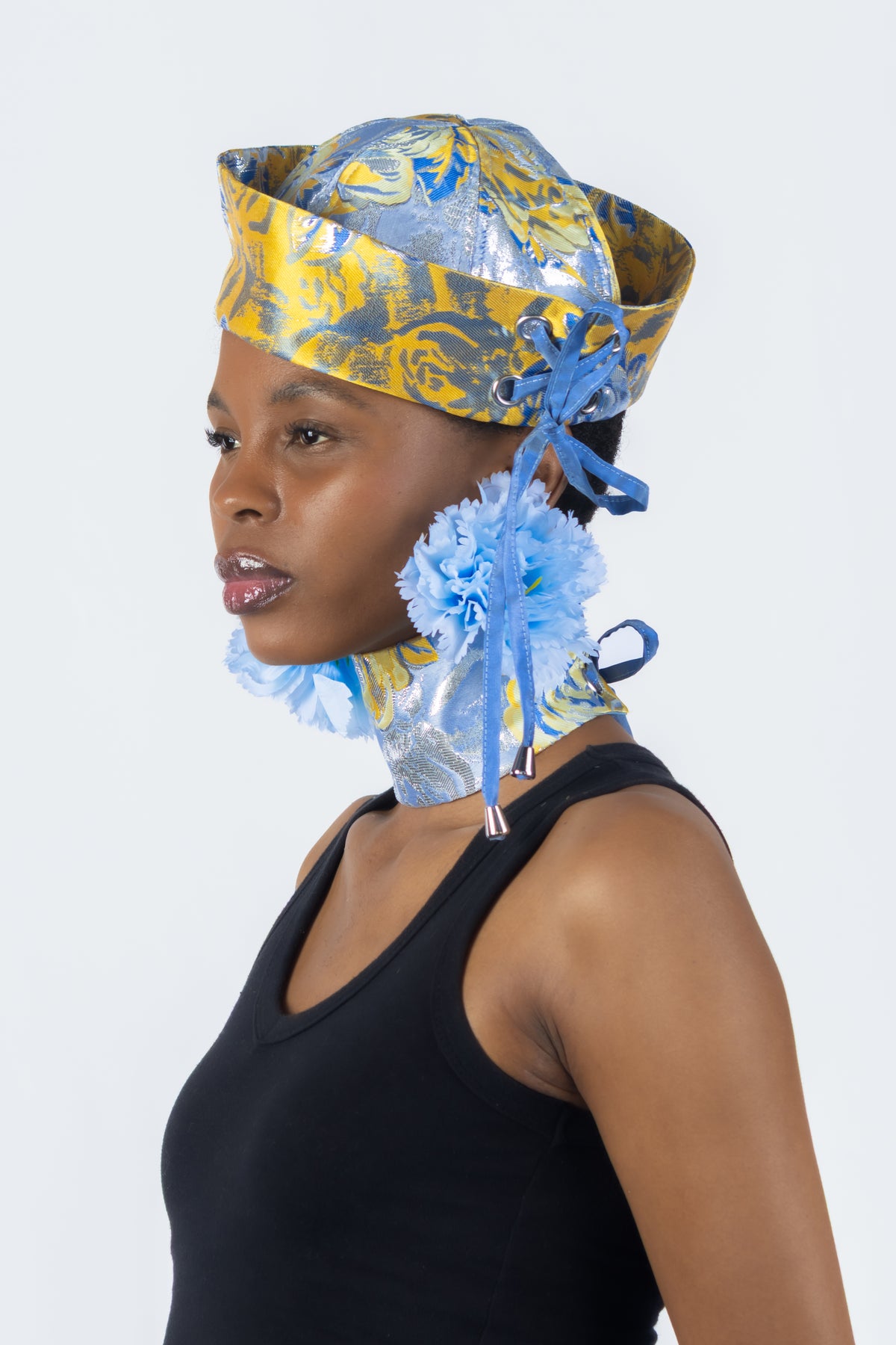 The Chromism Hat & Choker (Blue & Yellow Rose)