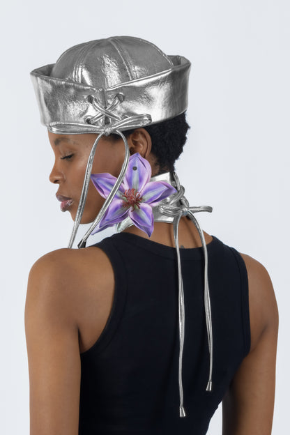 The Chromism Hat & Choker (Silver Mica)