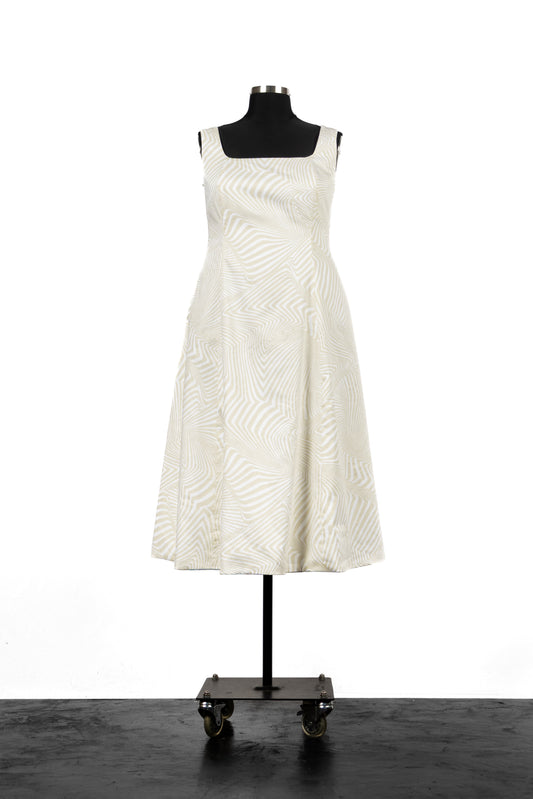 The Swing Dress (30% Off)